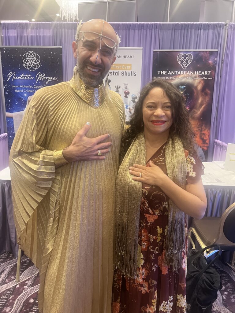 Toni Ghazi (The Antarean Heart - Praying Mantis Beings) - I’m so happy to have met Toni Ghazi—an incredible soul dedicated to spreading love and wisdom, deeply connected to the Praying Mantis collective consciousness.